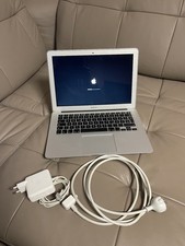 Apple MacBook Air 13,3 Zoll 2017 (1.8 GHz CPU, 8GB RAM, 128GB SSD) - Silber