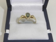 333 Gold Ring 8K Gelbgold Grüner Glasstein Goldring RG 57 - 18,1 mm 7789a