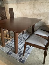 Designertisch mit 6 passenden