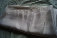 Stoffbahn - Farbe weiß - 1,30 m breit - 3,00 m lang -