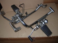 YAMAHA XV535 FUSSRASTENANLAGE GUTER GEBRAUCHTER ZUSTAND