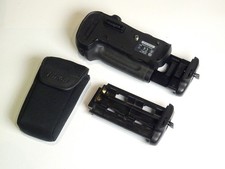 Nikon MB-D12