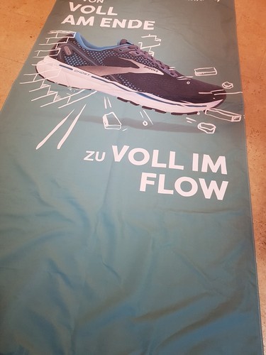 Brooks ghost werbebanner - brooks,