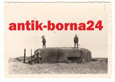 Foto WH Soldat inspiziert erbeuteten Bunker Shelter Sudetenland Einsatz #142