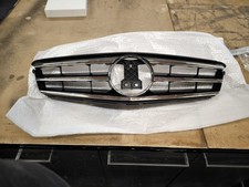 Original Mercedes W204 Kühlergrill Limousine C Klasse W204 AMG Sport Paket