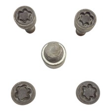 VW Passat 3G B8 Radschrauben