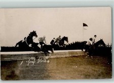 12094008 - Military - Graf Holk beim Hindernis Foto AK Hindernisreiten