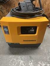 SLH 300 24V 120A Stapler Ladegerät Jungheinrich