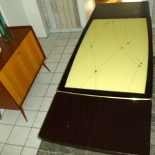 COUCH-WOHNZIMMERTISCH