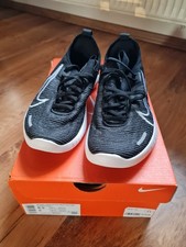 NIKE Free Run Laufschuhe Damen  Größe 36,5  Neu mit OVP