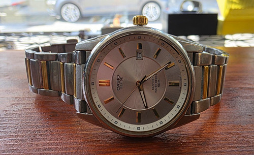 Casio beside herrenuhr - casio,