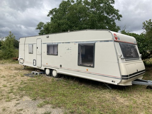 Wohnwagen 8300 2480 2470 - 2480,