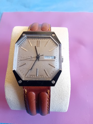 Mechanische herrenuhr raketa - mechanische,