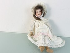Künstlerpuppe Alte Sammler Porzellankopf Puppe 30 cm. Zustand Siehe Foto 