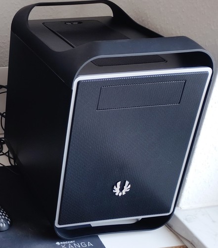 Kleine feine gaming basis - *,