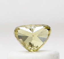 Gelb Farbe Herz Form Diamant 0.21 Karat Brillantschliff Natürlicher