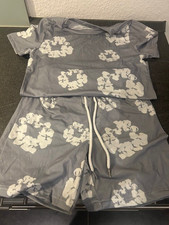 TShirt und Shorts * hellgrau