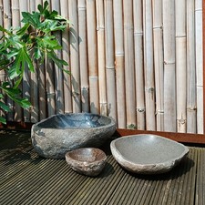 Schale aus Flussstein/Naturstein/Vogeltränke/Obstschale/Miniteich