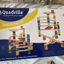 QUADRILLA Twist & Rail Wooden