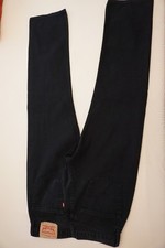 Levis 751 schwarz Größe 32/32 Achtung Weite entspricht einer 31,Länge passt