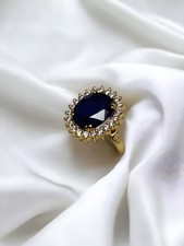 Natürlicher blauer Saphir