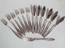 Altes Fischbesteck WELLNER für 6 Personen, 13 Teile, versilbert Gravur "M"