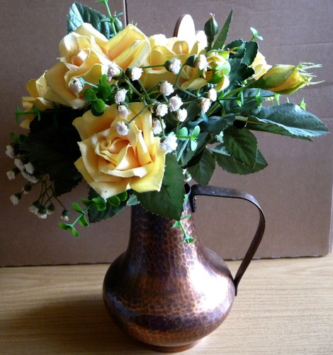 Vintage kupfervase mit henkel - vintage,