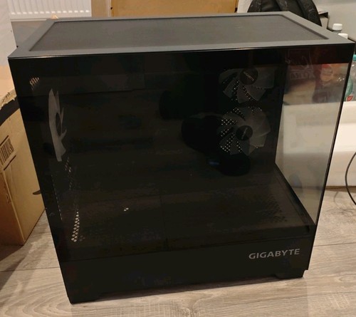 Gigabyte c201 panoramic midi - c201,