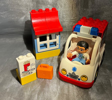 Lego duplo krankenwagen - ,
