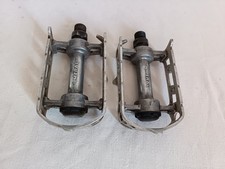 Meral Pedale, Wandererin