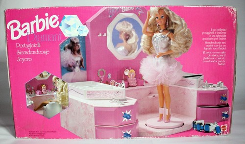 Very rare vintage 1992 barbie - vintage,