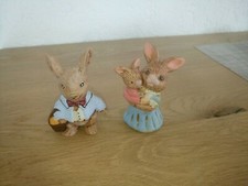 Osterdekoration, Osterhasen, Osterhasen Pärchen mit Kind 