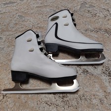 Head Eiskunstlauf Schlittschuhe Größe 38 Sehr guter Zustand 