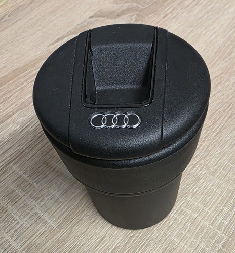Audi aschenbecher - aschenbecher, *