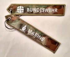 Schlüsselanhänger •