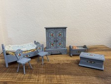 Alte Puppenstubenmöbel 