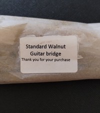 Martin Style Standard Nussbaum Gitarrensteg und Sattel Rohling