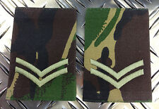 Original British Army Woodland camo CORPORAL Rank Slides / Epauletten - Brand NEW