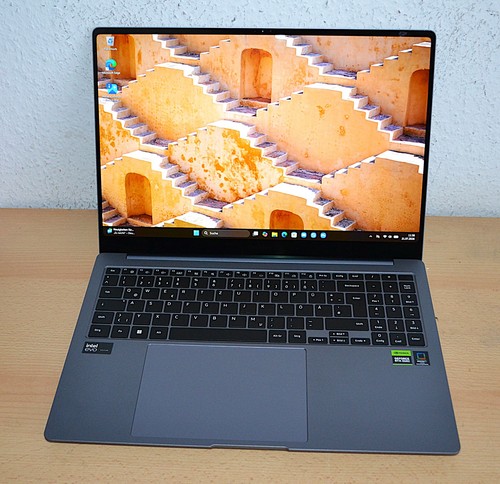Samsung galaxybook4 ultra - ultra, 16"