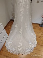 WunderschönesHochzeitskleid Von Eddy K. Zu Verkaufen