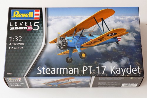 Revell 03837 stearman 17 - 03837,