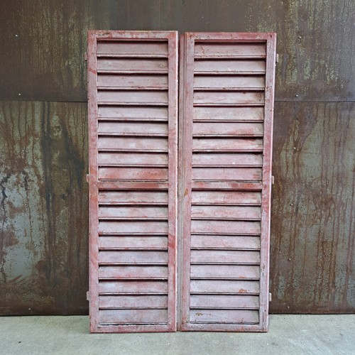 Paar fensterläden holzladen - fensterläden,