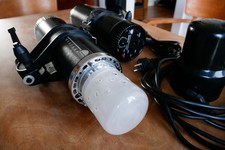 2 x Profoto Compact Plus 600