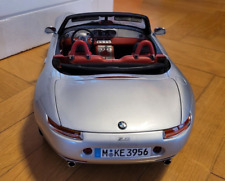 NEU+OVP 1:12 BMW Z8 Kyosho