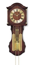 Moderne Wanduhr mit