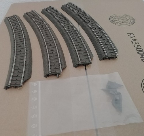 Märklinh0 24230 gebogenes - 4x,