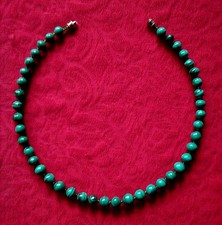 Edelstein-Halskette aus Malachit * 38,5 cm * ungetragen