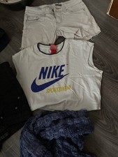 Kurze Nike T-Shirt Jeans Pants