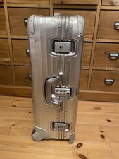 Rimowa Topas Trolley Aluminium M