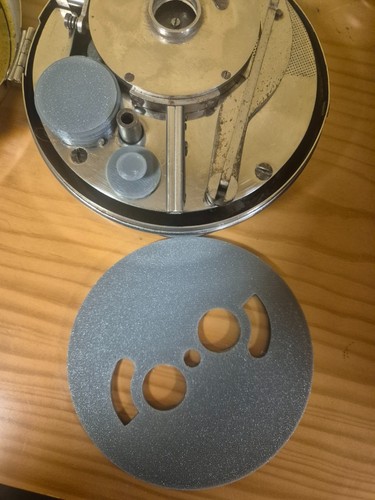 Disc plate holder - holder, and